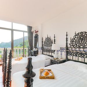 Standard Twin Room Sea View Balcony